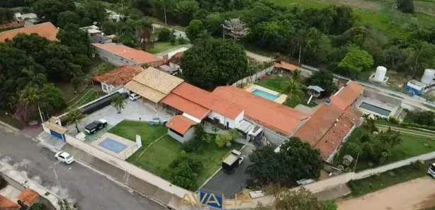 Fazenda / Sítio / Chácara com 4 Quartos à venda, 450m² no João Jabour, Salto