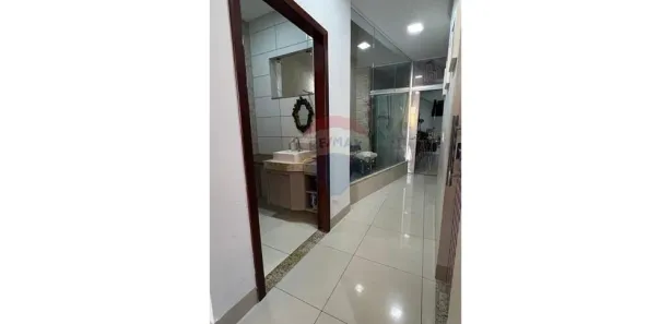 Sobrado com 3 Quartos à venda, 404m² no Setor Central, Rio Verde