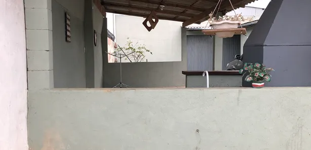 Galpão / Depósito / Armazém com 2 Quartos à venda, 250m² no Borda do Campo, São José dos Pinhais