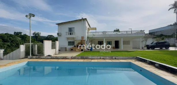 Fazenda / Sítio / Chácara com 4 Quartos à venda, 370m² no Fazenda Palao (Alpes de Guararema), Guararema