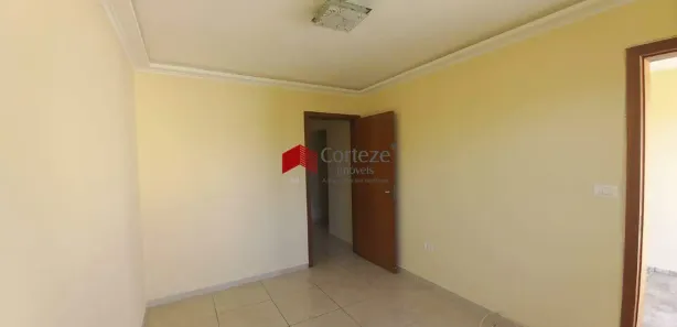 Sobrado com 3 Quartos para alugar, 140m² no Bom Jesus, São José dos Pinhais