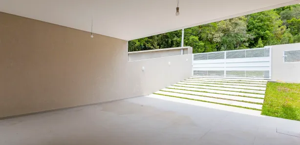Sobrado com 4 Quartos à venda, 182m² no Jardim Daher, Campina Grande do Sul