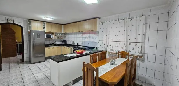 Sobrado com 3 Quartos para alugar, 260m² no Jardim Olinda, Mauá