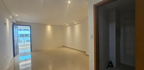 Conjunto Comercial / Sala à venda, 38m² no Tambaú, João Pessoa