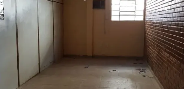 Galpão / Depósito / Armazém à venda, 900m² no Zona Industrial, Brasília