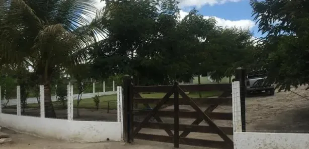 Fazenda / Sítio / Chácara com 3 Quartos à venda, 7500m² no , Agrestina