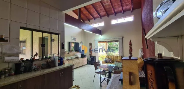 Casa de Condomínio com 3 Quartos à venda, 460m² no , Santo Inácio