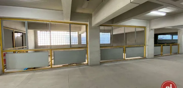 Loja / Salão / Ponto Comercial à venda, 760m² no , Betim