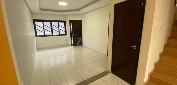 Sobrado com 3 Quartos à venda, 125m² no Saguaçu, Joinville