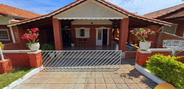 Casa de Condomínio com 2 Quartos à venda, 175m² no Mansões Águas Quentes, Caldas Novas