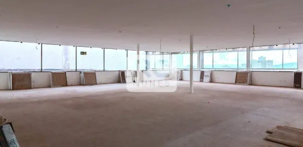 Conjunto Comercial / Sala à venda, 270m² no Vila da Serra, Nova Lima