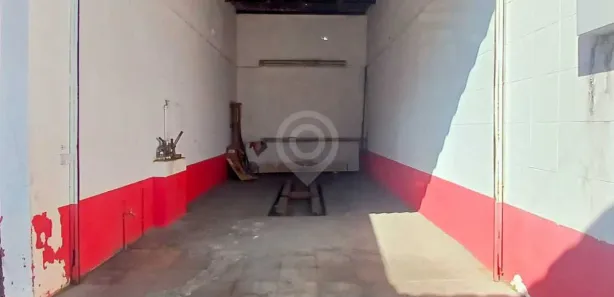Loja / Salão / Ponto Comercial para alugar, 438m² no Centro, Itatiba