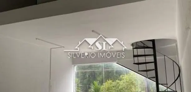 Loja / Salão / Ponto Comercial à venda, 30m² no Bingen, Petrópolis