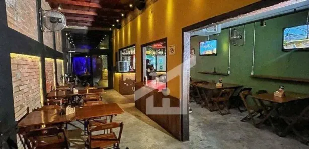 Loja / Salão / Ponto Comercial para venda ou aluguel, 240m² no Centro, Taubaté