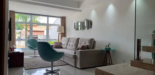 Casa de Condomínio com 3 Quartos para venda ou aluguel, 334m² no Vila Mike, São Roque