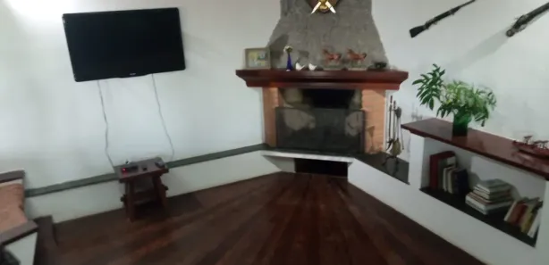 Fazenda / Sítio / Chácara com 8 Quartos à venda, 1700m² no , Mairinque
