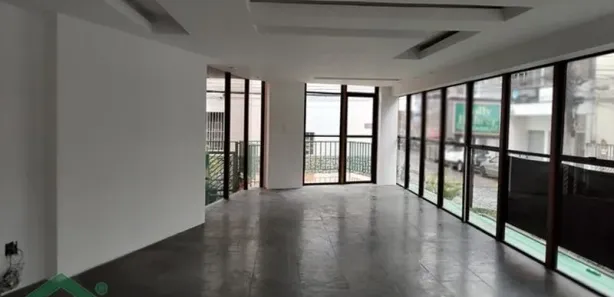 Loja / Salão / Ponto Comercial à venda, 44m² no Centro, Nova Friburgo