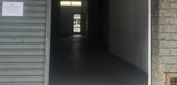 Loja / Salão / Ponto Comercial para alugar, 100m² no Corrêas, Petrópolis