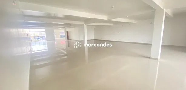 Prédio Inteiro para venda ou aluguel, 750m² no Nações, Fazenda Rio Grande