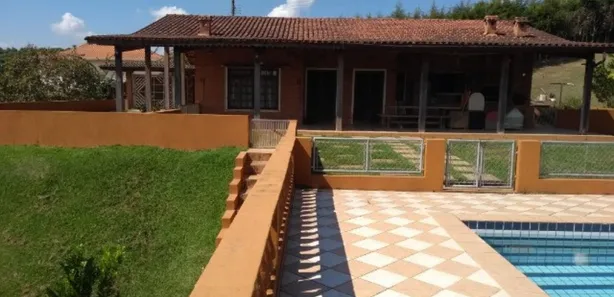 Fazenda / Sítio / Chácara com 5 Quartos à venda, 250m² no , Mairinque