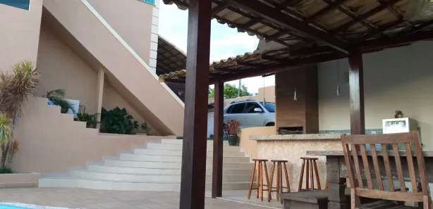 Sobrado com 4 Quartos para alugar, 300m² no , Armação dos Búzios