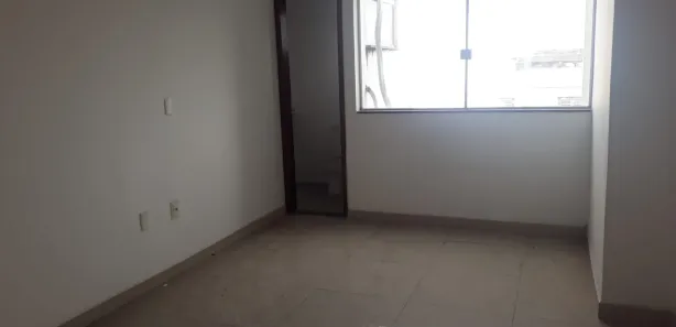 Conjunto Comercial / Sala para alugar, 20m² no Queimadinha, Feira de Santana