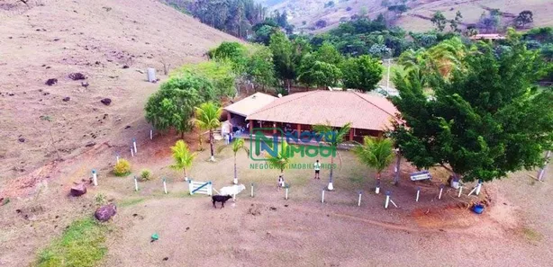 Fazenda / Sítio / Chácara com 3 Quartos à venda, 350m² no Centro, Ipeúna
