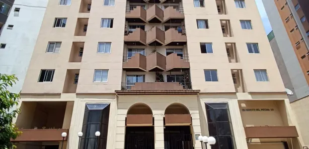 Apartamento com 3 Quartos para alugar, 77m² no Cristo Rei, Curitiba