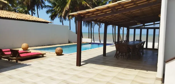 Casa com 5 Quartos para alugar, 500m² no , Conde