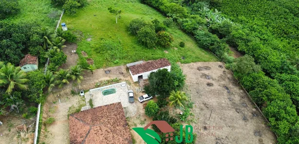 Fazenda / Sítio / Chácara com 2 Quartos à venda, 80m² no Capitão, Santa Rita