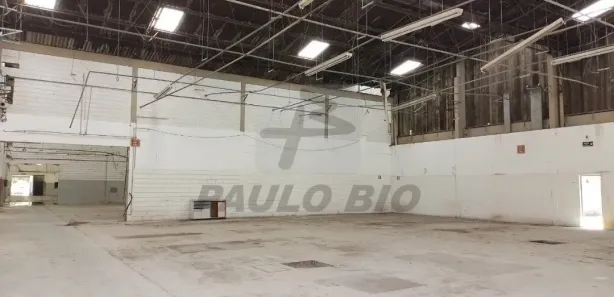Galpão / Depósito / Armazém para alugar, 2000m² no Piraporinha, Diadema