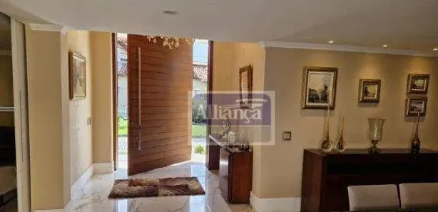 Casa de Condomínio com 4 Quartos à venda, 460m² no Itaipu, Niterói