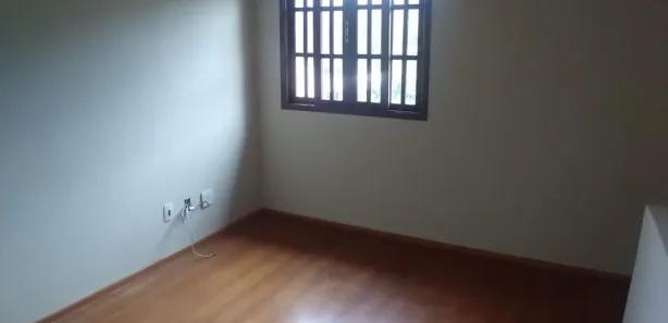 Casa de Condomínio com 2 Quartos para alugar, 80m² no Tijuca, Teresópolis