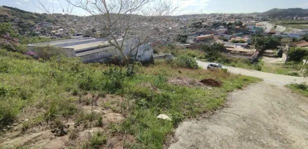Terreno / Lote / Condomínio à venda, 382m² no Vinhateiro, São Pedro da Aldeia