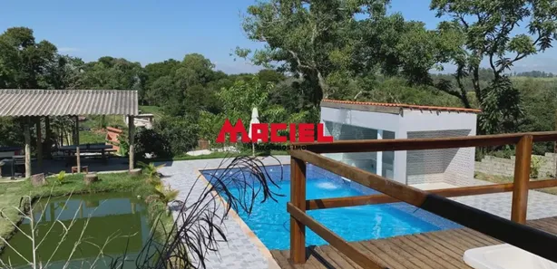 Fazenda / Sítio / Chácara com 4 Quartos à venda, 370m² no Padre Marcelo, Caçapava