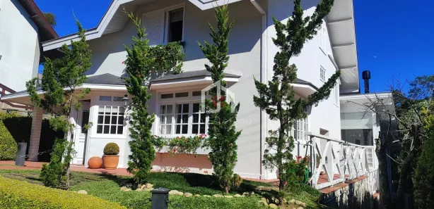 Casa de Condomínio com 4 Quartos à venda, 300m² no Vila Izabel, Campos do Jordão