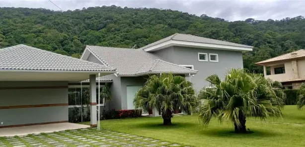 Casa com 5 Quartos à venda, 393m² no Sahy, Mangaratiba