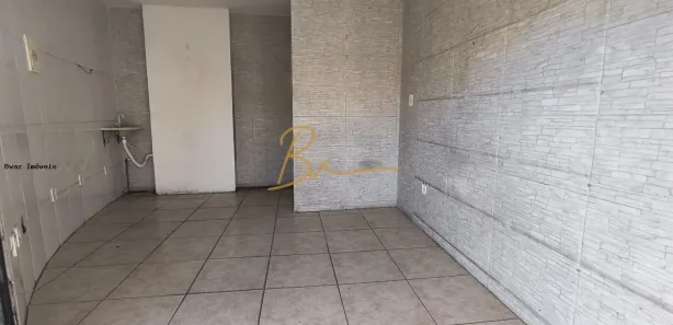 Loja / Salão / Ponto Comercial para alugar, 30m² no São Cristóvão, Cabo Frio