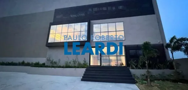 Galpão / Depósito / Armazém para alugar, 1700m² no Portão, Arujá