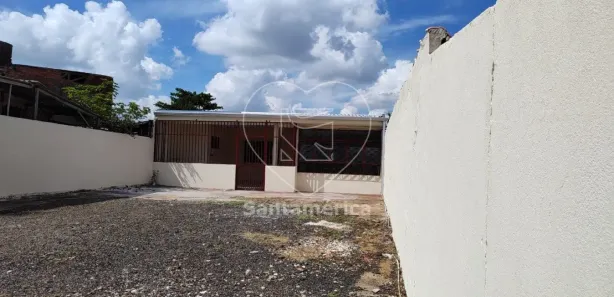 Casa com 3 Quartos para alugar, 120m² no Amaral, Londrina