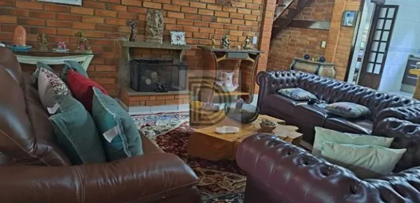 Casa de Condomínio com 3 Quartos à venda, 300m² no Jardim dos Ipês, Embu das Artes