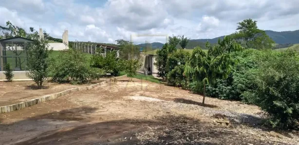 Fazenda / Sítio / Chácara com 1 Quarto à venda, 3500m² no Chácara Marambaia, Caçapava
