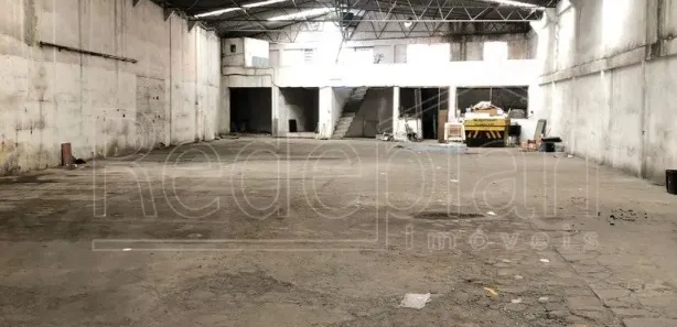 Galpão / Depósito / Armazém para alugar, 751m² no Ano Bom, Barra Mansa
