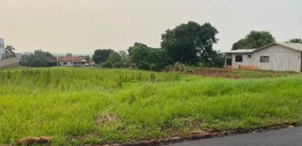 Terreno / Lote / Condomínio à venda, 400m² no Centro, Tupãssi