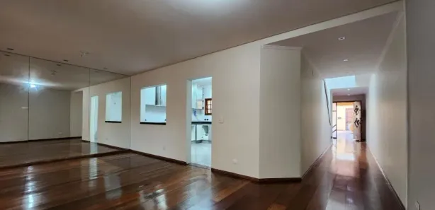 Sobrado com 4 Quartos para alugar, 256m² no Nova Petrópolis, São Bernardo do Campo