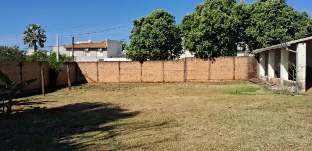 Loja / Salão / Ponto Comercial para alugar, 385m² no Vila Sedenho, Araraquara