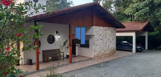 Fazenda / Sítio / Chácara com 3 Quartos à venda, 3600m² no Chácaras Bartira, Embu das Artes