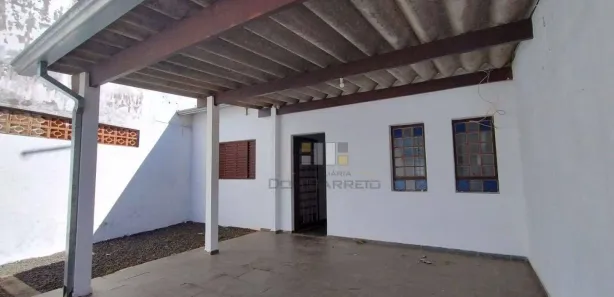Casa com 2 Quartos para alugar, 160m² no Vila Menuzzo, Sumaré