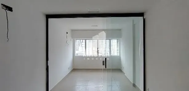 Conjunto Comercial / Sala para alugar, 32m² no Santa Lúcia, Vitória