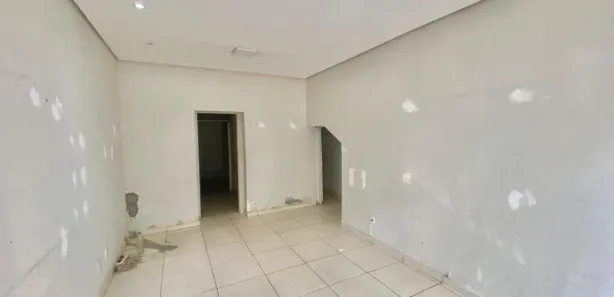 Loja / Salão / Ponto Comercial para alugar, 60m² no Centro, Marília
